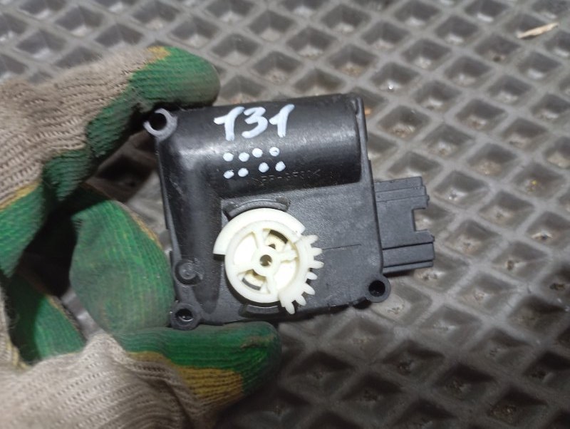 Сервопривод заслонки печки Audi A6 2007 C6