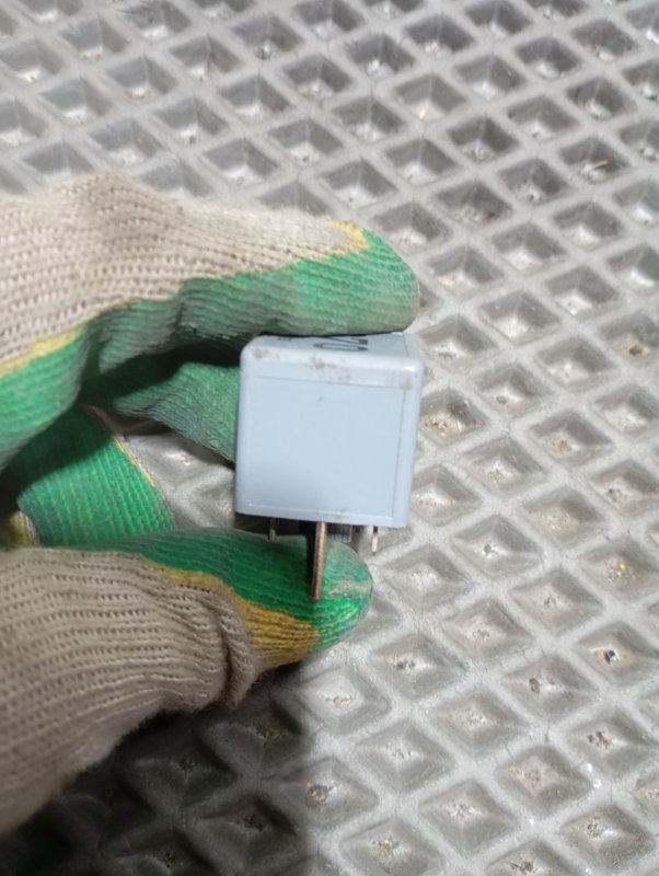 Реле Audi A6 2007 C6