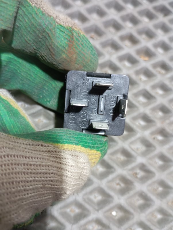 Реле Audi A6 2007 C6