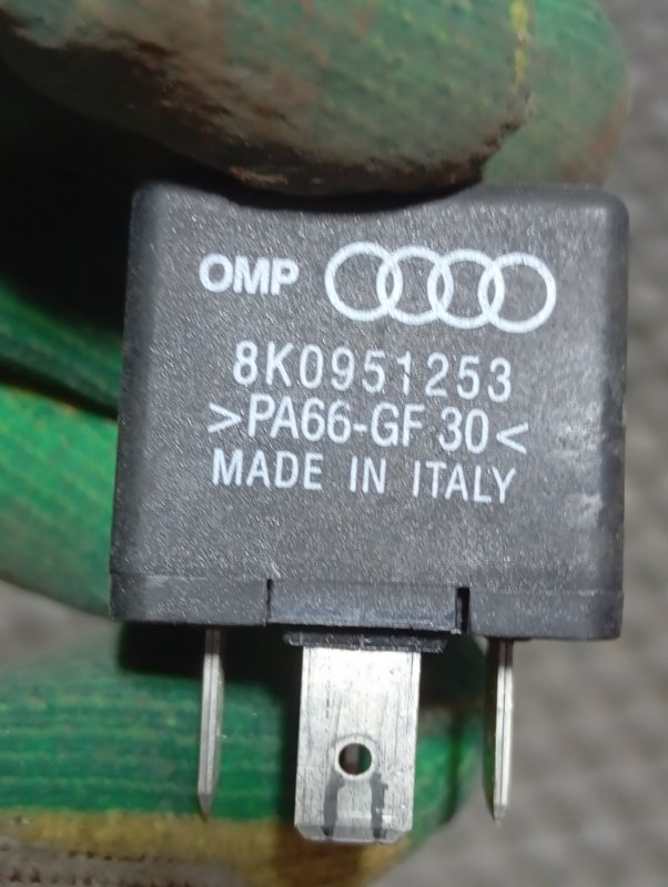 Реле Audi A6 2007 C6