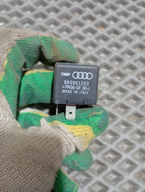 Реле Audi A6 2007 C6