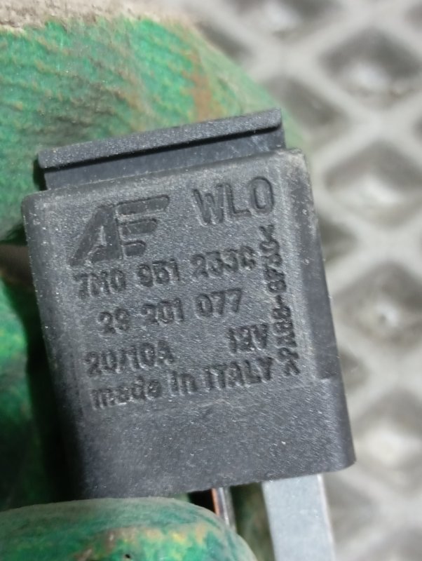 Реле Audi A6 2007 C6