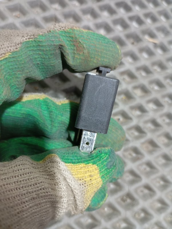 Реле Audi A6 2007 C6