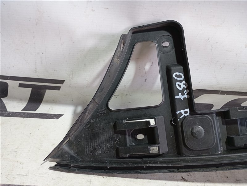 Кронштейн бампера Volkswagen Passat 2008 B6