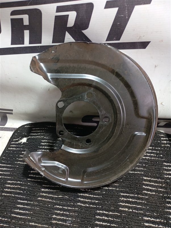 Пыльники тормозных дисков Volkswagen Passat 2002 B5