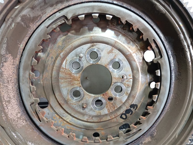 Маховик Volkswagen Touran 2011 1T