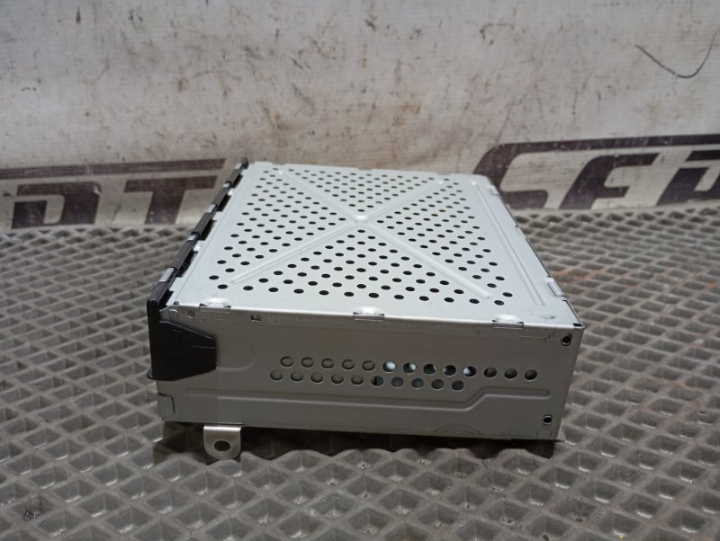 Блок управления антенной Audi A6 2007 C6