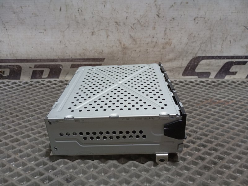 Блок управления антенной Audi A6 2007 C6