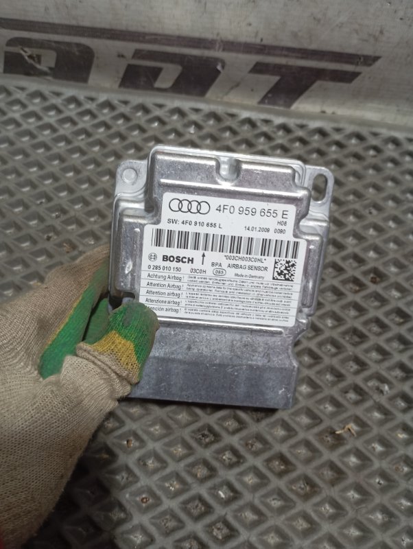 Блок управления подушками безопасности Audi A6 2010 C6