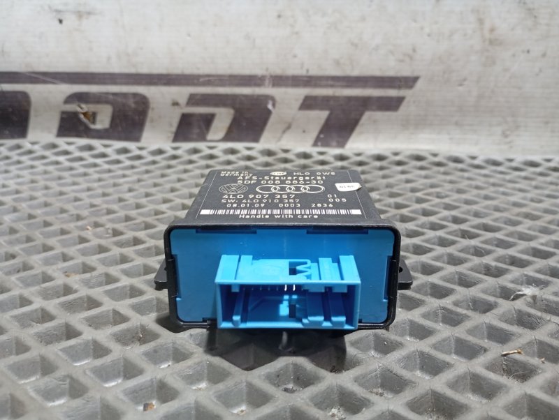 Блок управления светом Audi A6 2010 C6