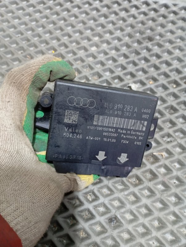 Блок управления парктроником Audi A6 2010 C6