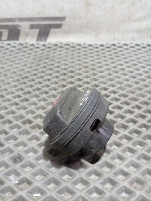 Крышка топливного бака Audi A6 2010 C6