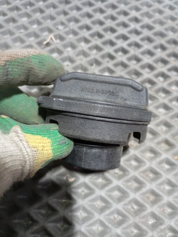 Крышка топливного бака Audi A6 2010 C6