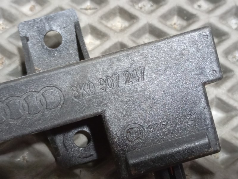 Антенна бесключевого доступа Audi A6 2010 C6