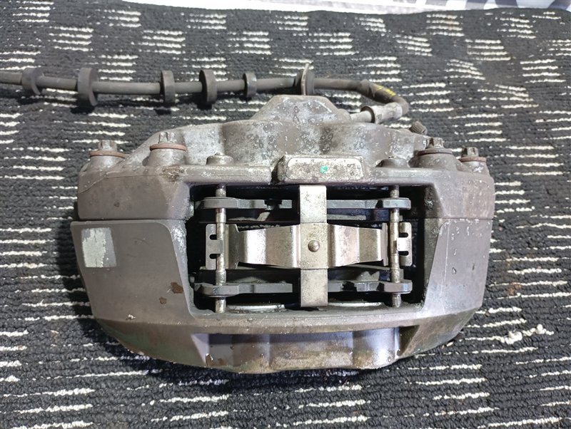 Суппорт тормозной Audi Q5 2013 8R