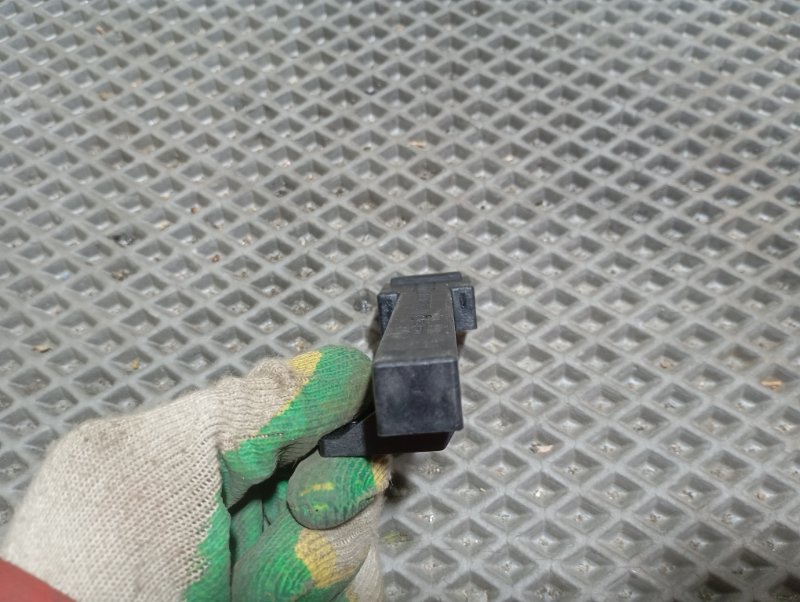 Антенна бесключевого доступа Audi A6 2010 C6