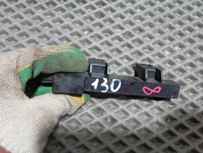 Антенна бесключевого доступа Audi A6 2010 C6