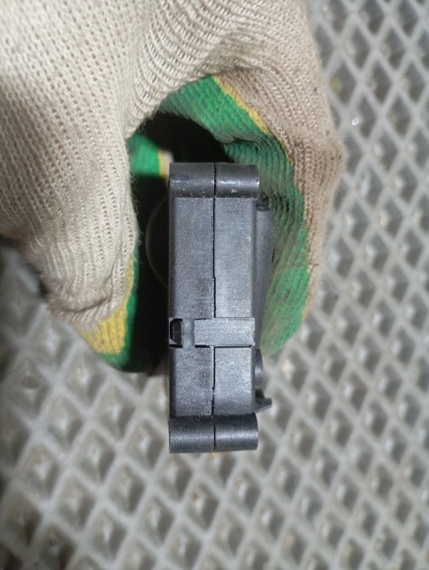 Сервопривод заслонки печки Audi A6 2010 C6