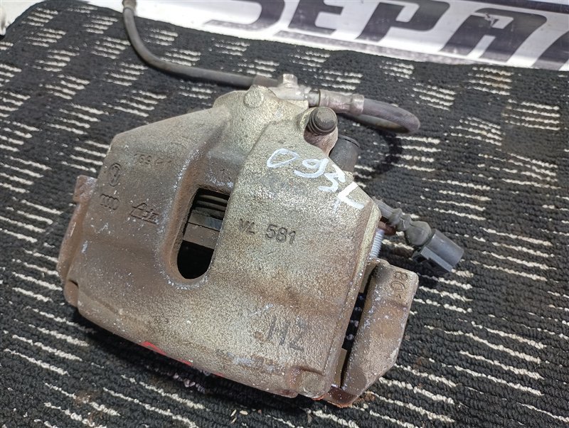 Суппорт тормозной Volkswagen Touran 2011 1T