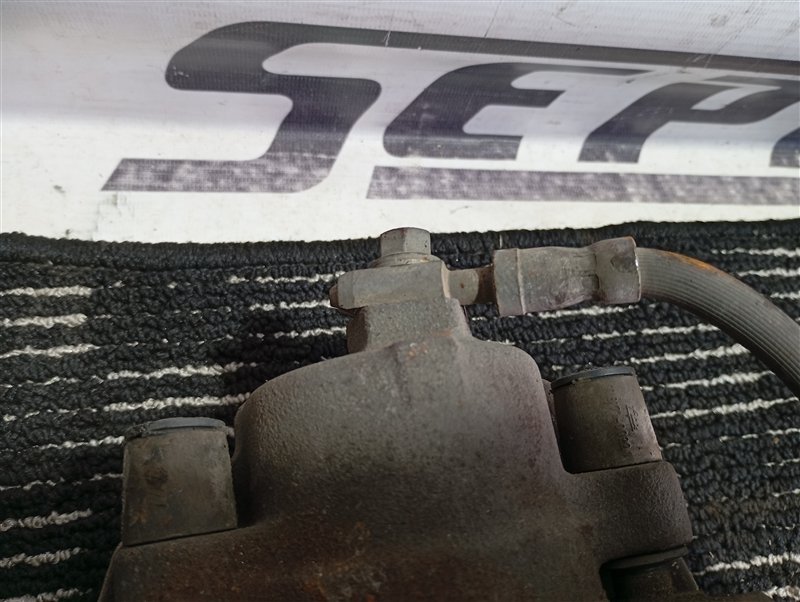 Суппорт тормозной Volkswagen Tiguan 2012 5N