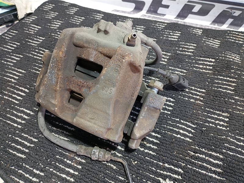 Суппорт тормозной Volkswagen Tiguan 2012 5N