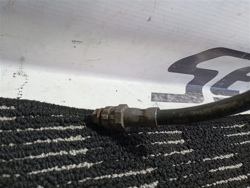 Суппорт тормозной Volkswagen Touran 2011 1T