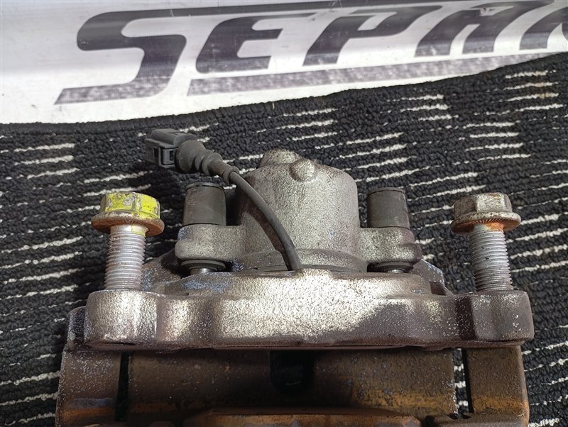 Суппорт тормозной Audi A3 2009 8P