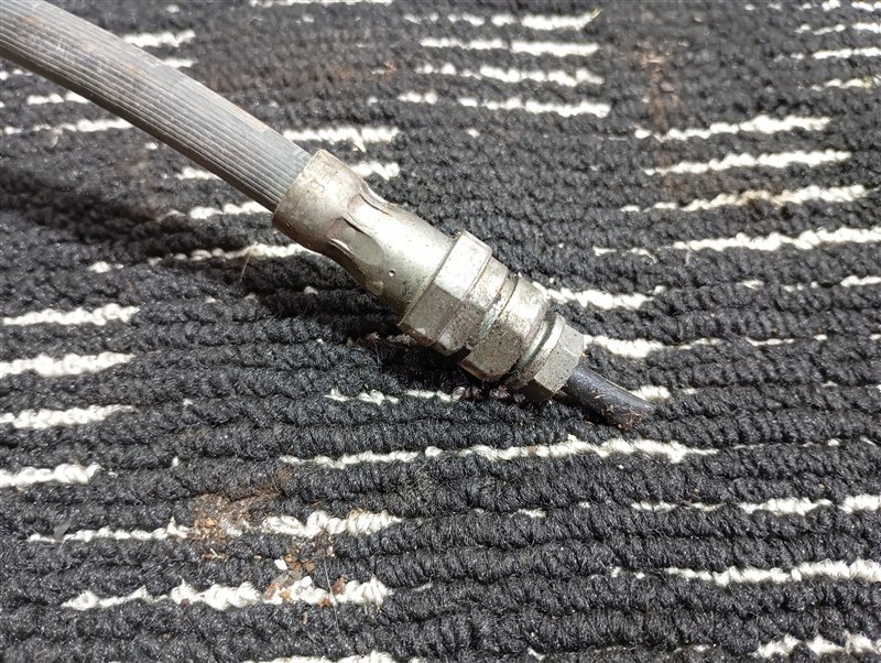 Суппорт тормозной Volkswagen Passat 2012 B7