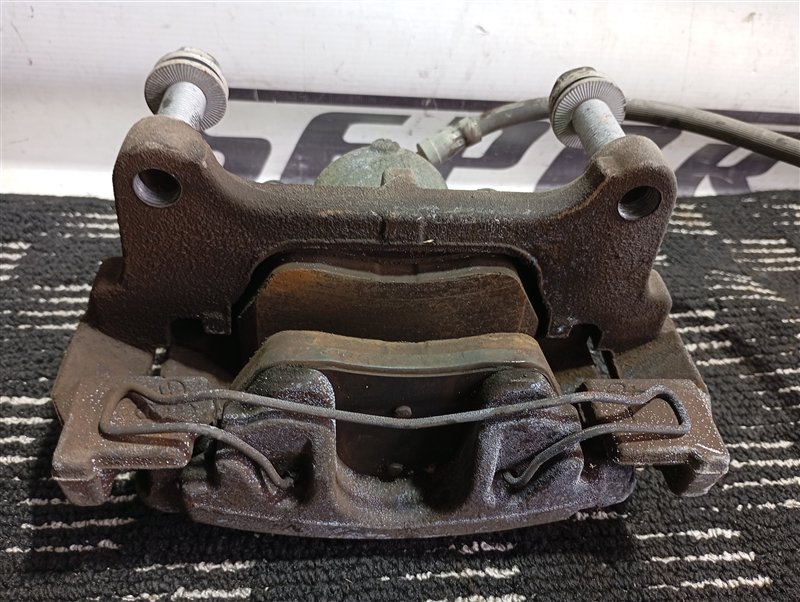 Суппорт тормозной Volkswagen Passat 2006 B6