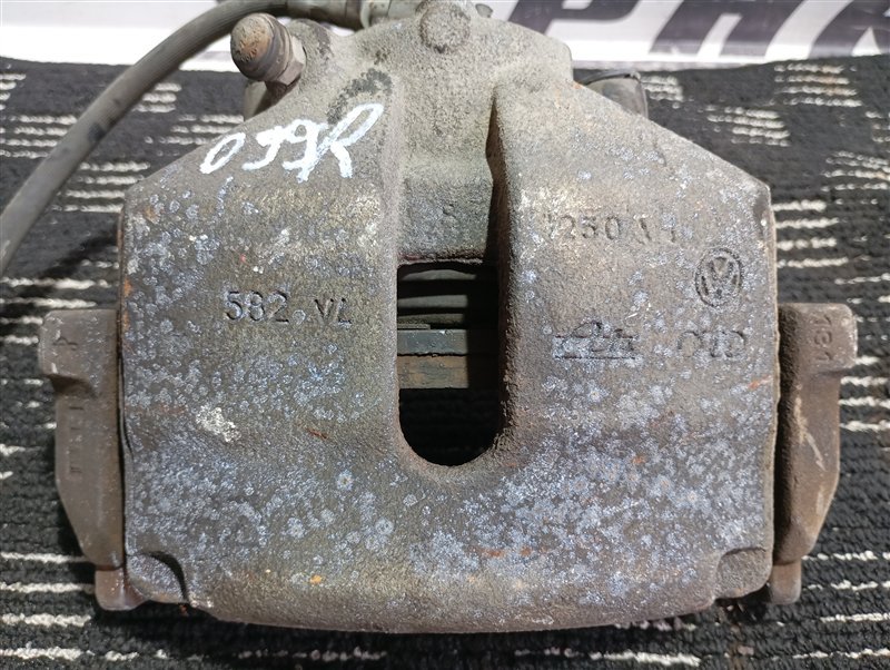 Суппорт тормозной Volkswagen Passat 2006 B6