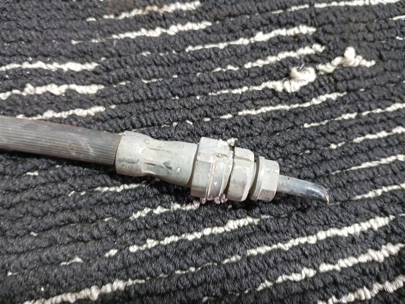 Суппорт тормозной Volkswagen Passat 2006 B6