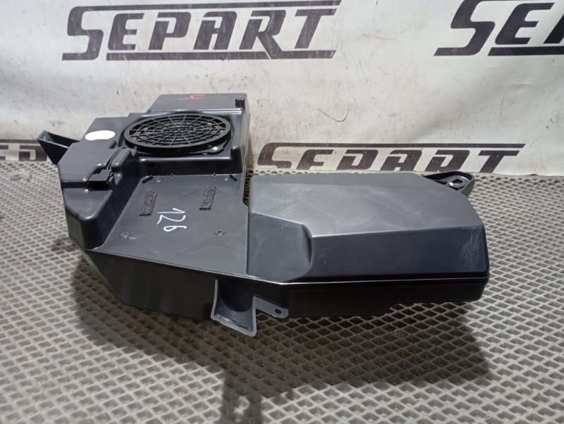 Сабвуфер Audi A4 2002 B6