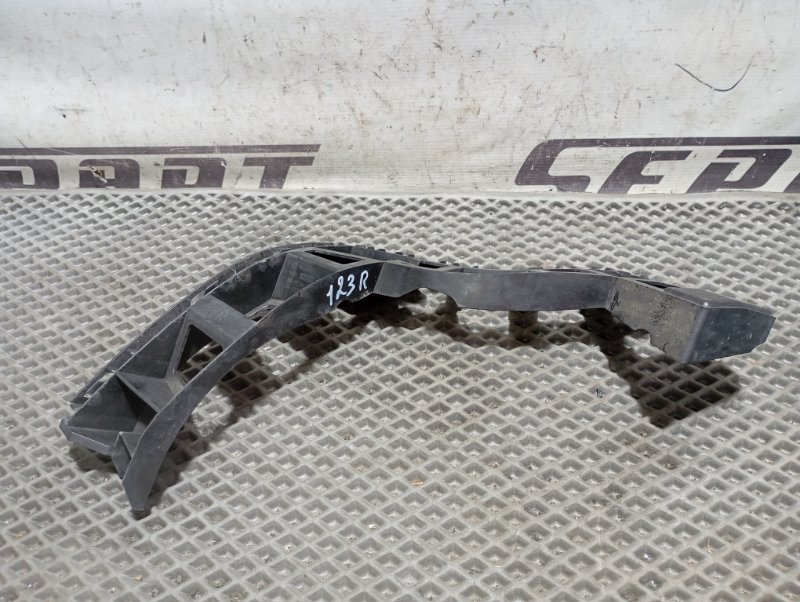 Кронштейн бампера Volkswagen Tiguan 2014 5N