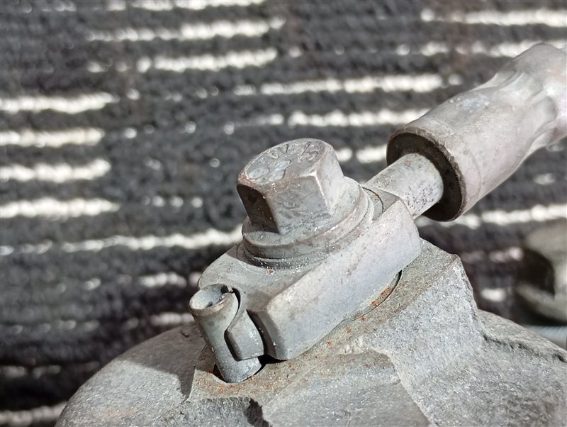 Суппорт тормозной Volkswagen Passat 2006 B6