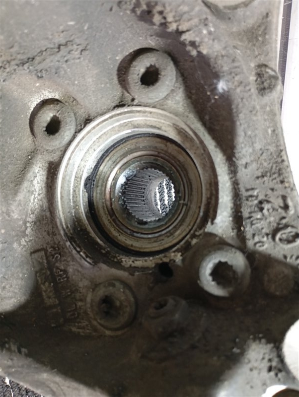 Кулак поворотный Volkswagen Passat 2006 B6