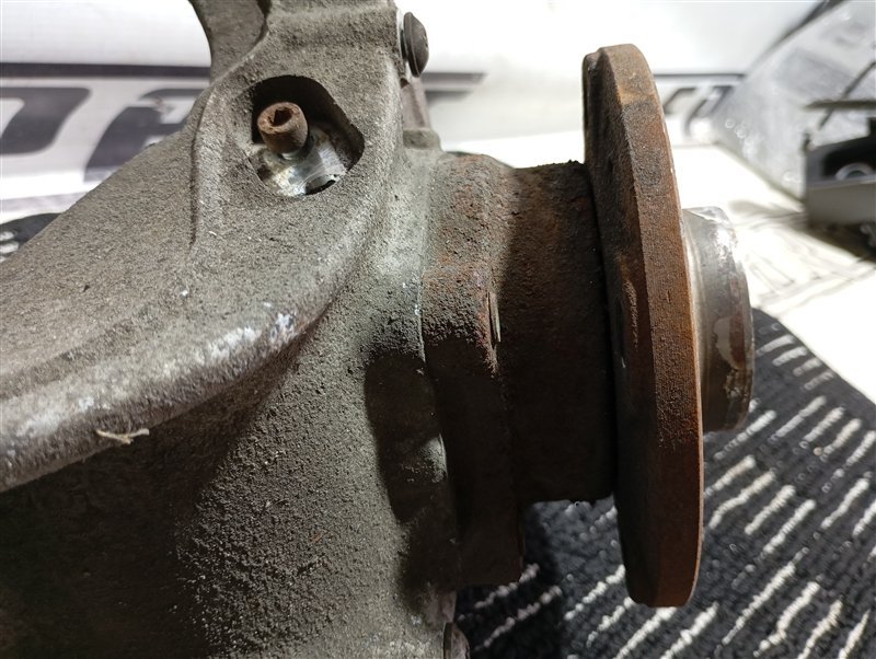 Кулак поворотный Volkswagen Passat 2006 B6