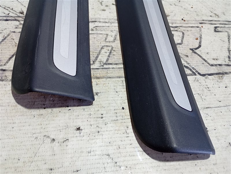 Накладки порогов дверей Audi Q7 2010 4L