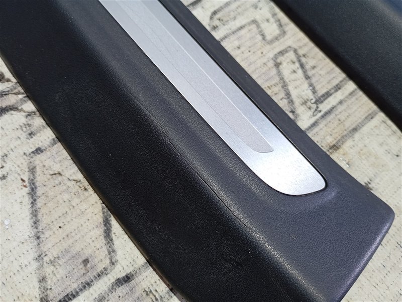 Накладки порогов дверей Audi Q7 2010 4L