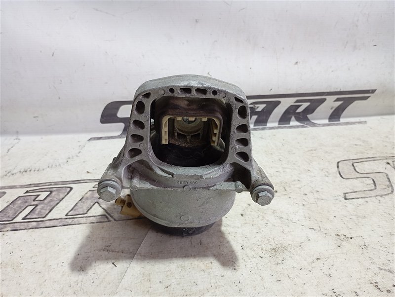 Подушка двигателя Audi A4 2016 B9