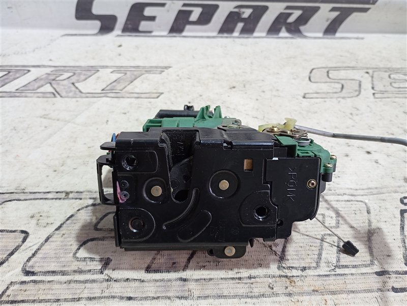 Замок двери Volkswagen Passat 2002 B5