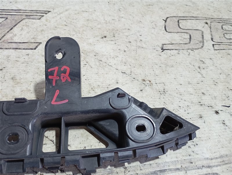 Кронштейн бампера Volkswagen Touran 2011 1T