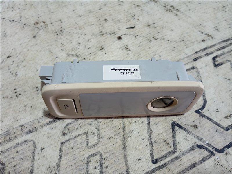 Плафон салона Audi Q5 2013 8R