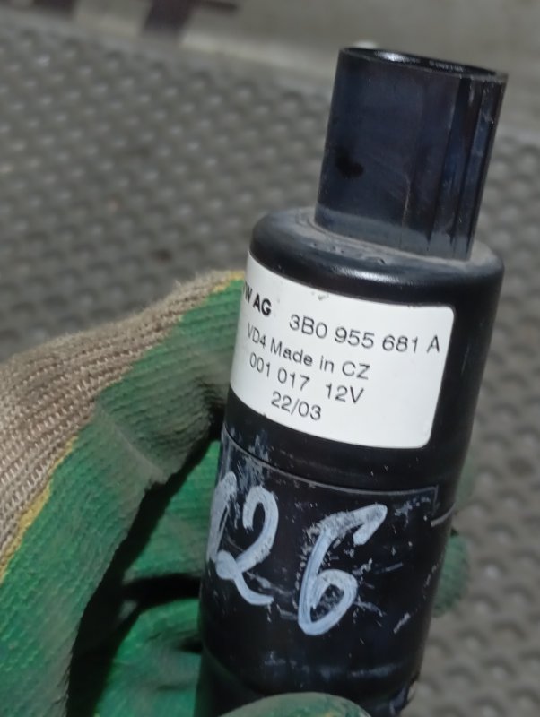 Насос омывателя фар Audi A4 2002 B6