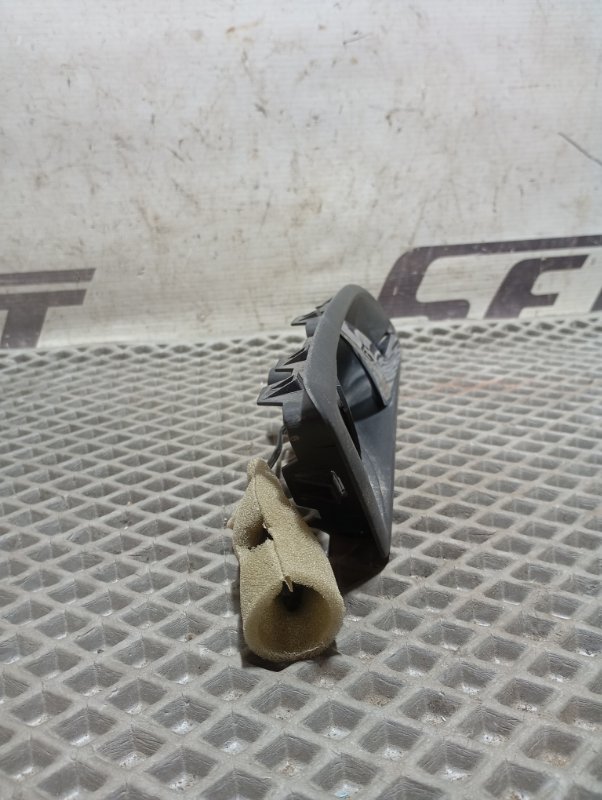 Ручка двери внутренняя Skoda YETI 2015