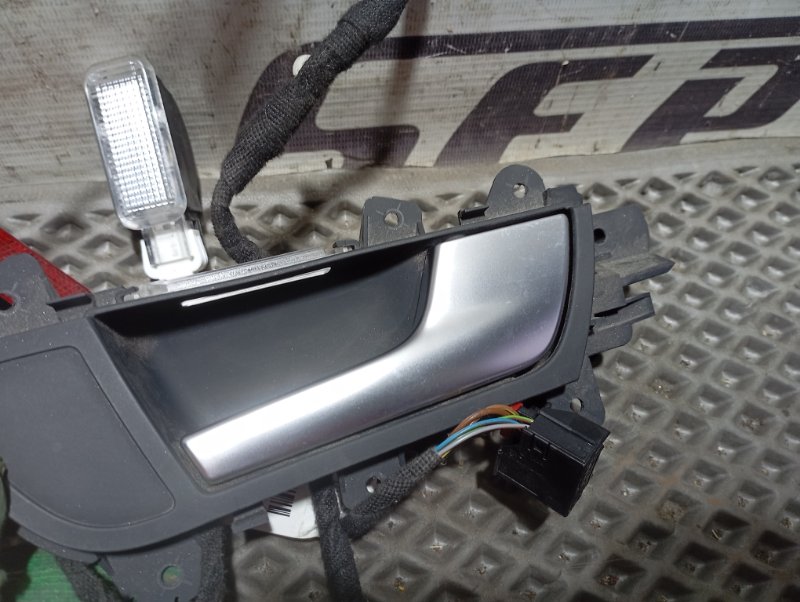 Ручка двери внутренняя Audi A4 2008 B8