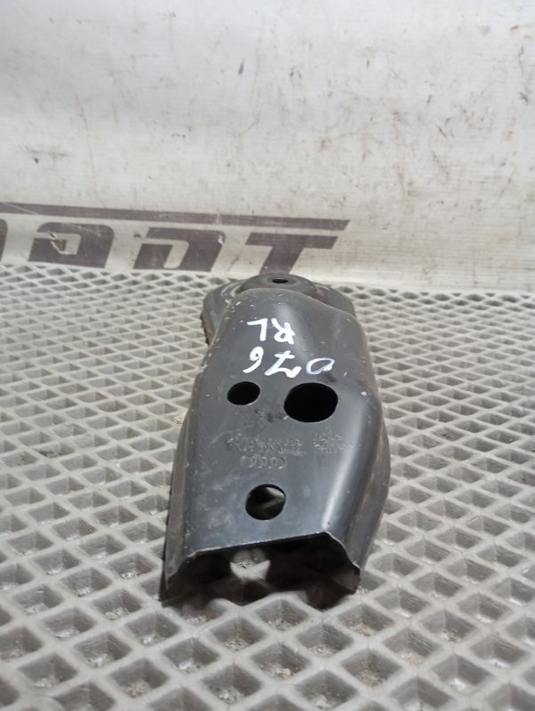 Кронштейн подрамника Audi A6 2010 C6