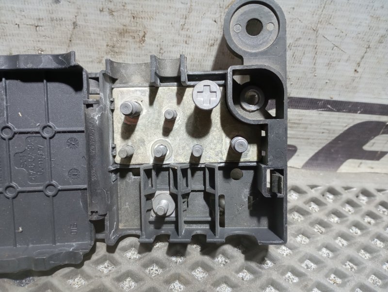 Клемма аккумулятора плюс Audi A5 2012 8T