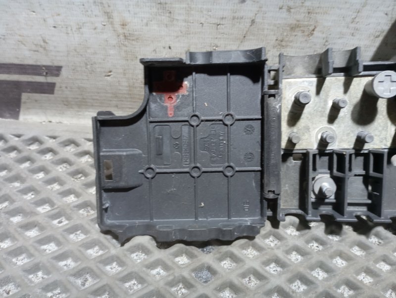 Клемма аккумулятора плюс Audi A5 2012 8T