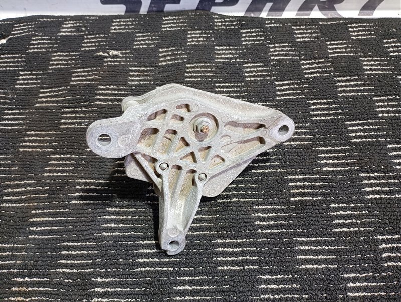 Подушка АКПП Audi Q5 2012 8R