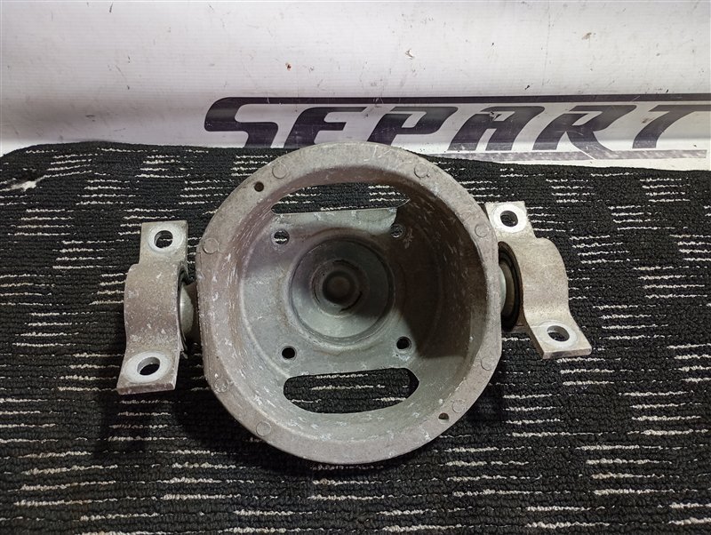 Опора стойки Audi Q7 2010 4L